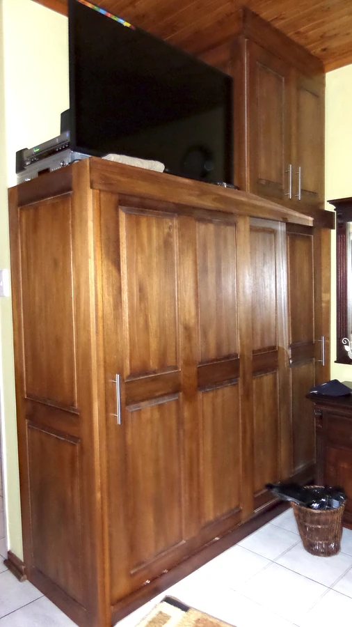 Edenvale Bedroom Cupboard